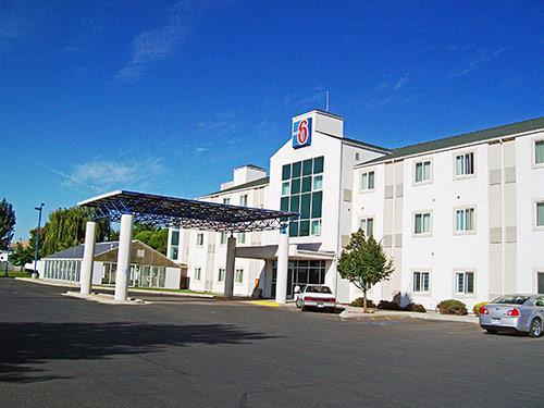 Days By Wyndham Motel